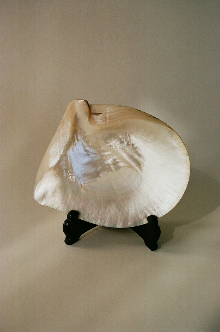 Caviar Dish with Stand