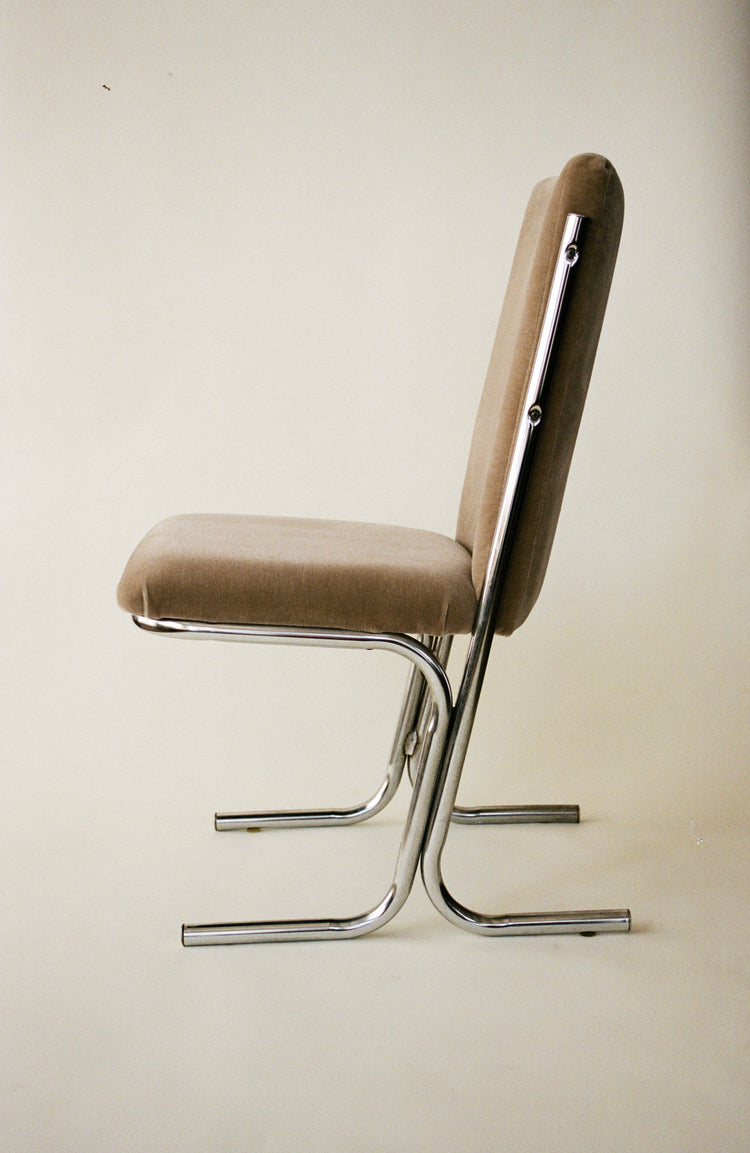 Set of Four Vintage Chrome Cantilever Dining Chairs in Mohair