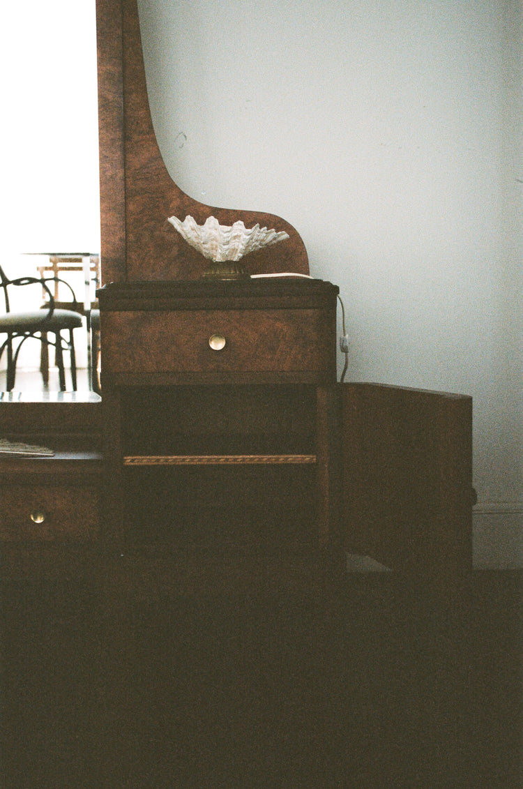 Art Deco Style Vanity Cabinet Console with Mirror