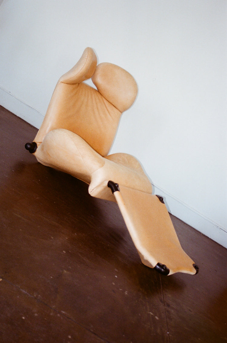 Wink Leather Lounge Chair by Toshiyuki Kita for Cassina