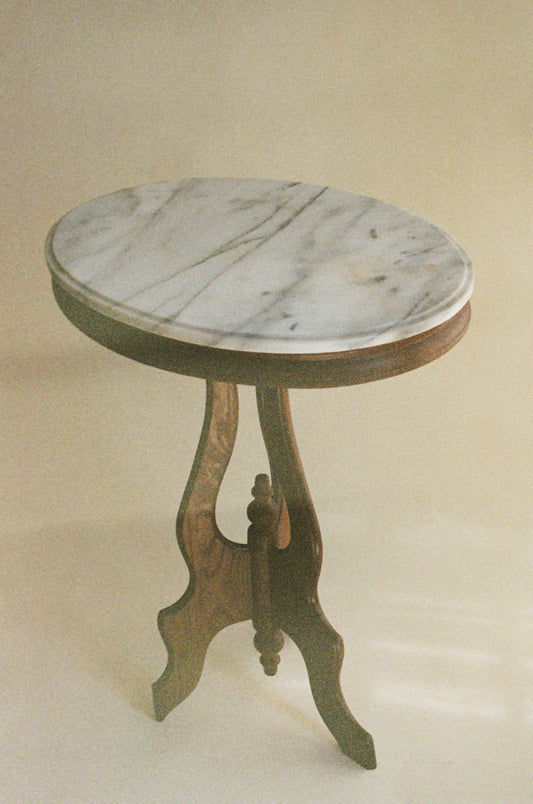 Antique Oval Marble Top Pedestal Accent Table