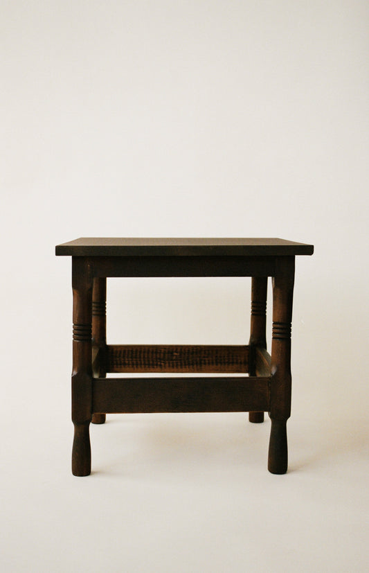 Vintage Pair of Wood End Tables