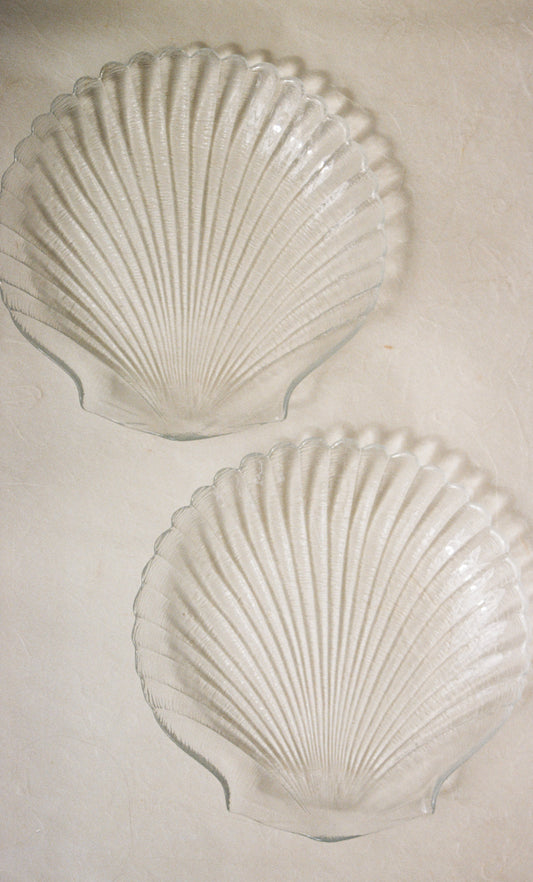 Pair of Coquillage Glass Shell Plates