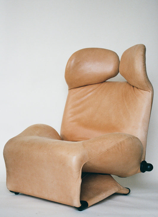 Wink Leather Lounge Chair by Toshiyuki Kita for Cassina
