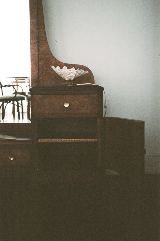 Art Deco Style Vanity Cabinet Console with Mirror