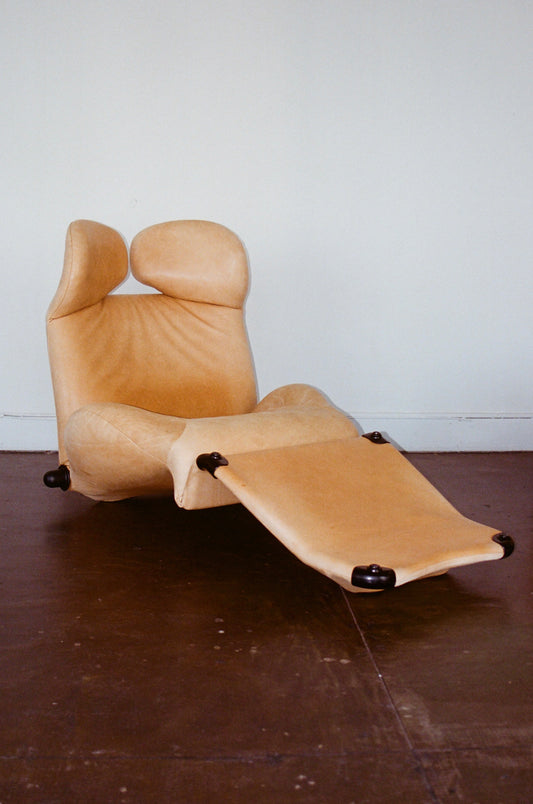 Wink Leather Lounge Chair by Toshiyuki Kita for Cassina